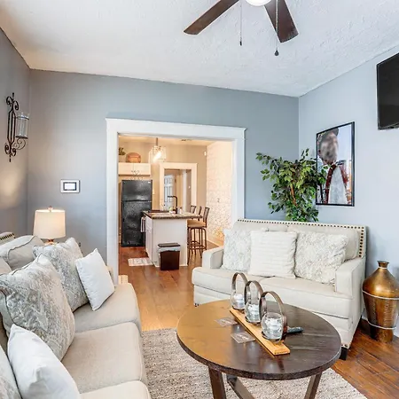3 Mi To French Quarter Retreat With Private Yard Villa